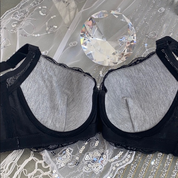 BlacyvSexy Lace Bra 36D - Picture 5 of 5